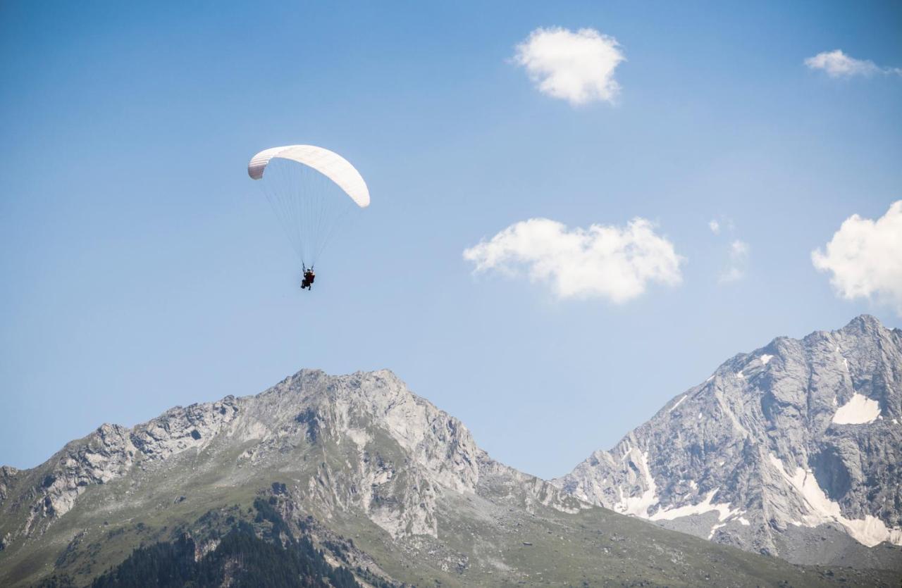 Huttopia Bozel En Vanoise Hotel Bagian luar foto